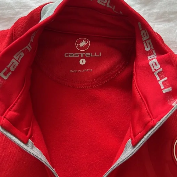 Biking - Picture 3 of 4